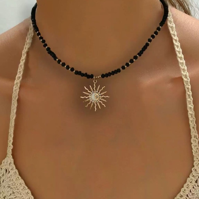 Women’s Fashion Beads Necklace Inlaid Rhinestones Alloy Sun Pendant Necklace