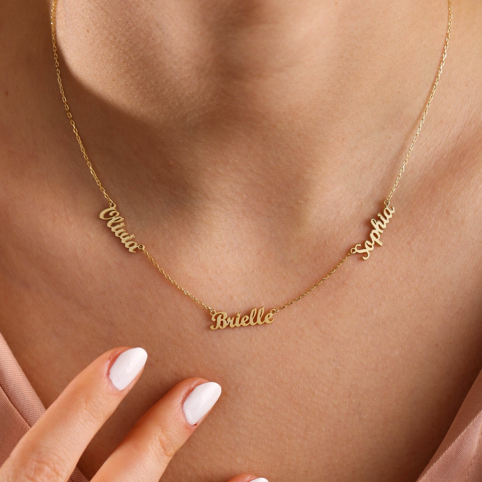 Personalized Family Necklace with 3 Names Pendant Custom Jewelry Gift for Women