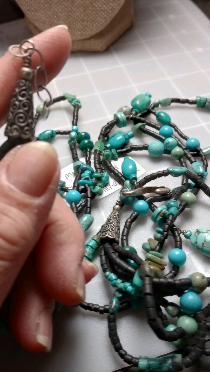 Av925 Marked Closure Hook Blue Rock,Stone Unknown Beaded Multistrand 16″necklace