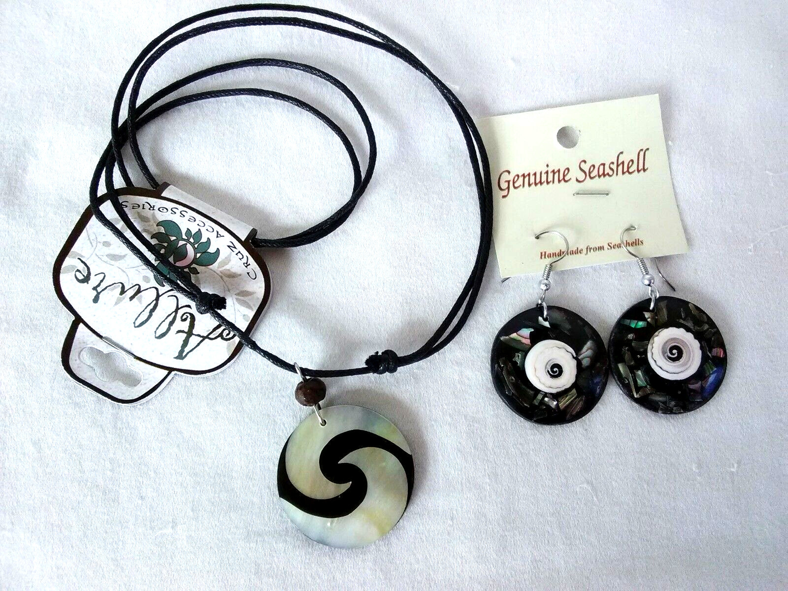 Resin Seashell Pendant 32″ Adj Necklace Earrings Set USA Seller New