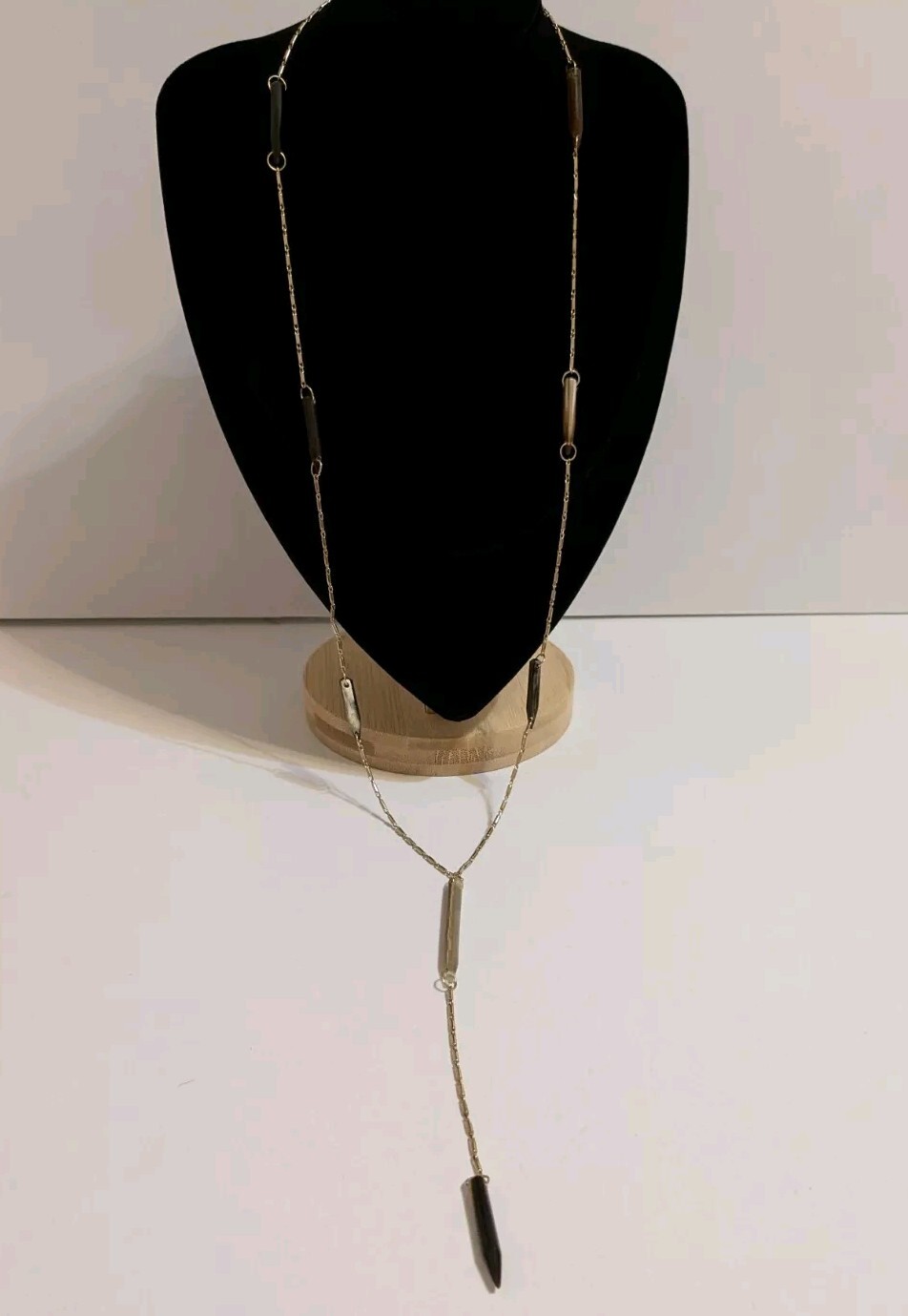Gold Tone Y Drop Necklace With Acrylic Spear Shaped Beads. 28″ + 6.25″ Drop.
