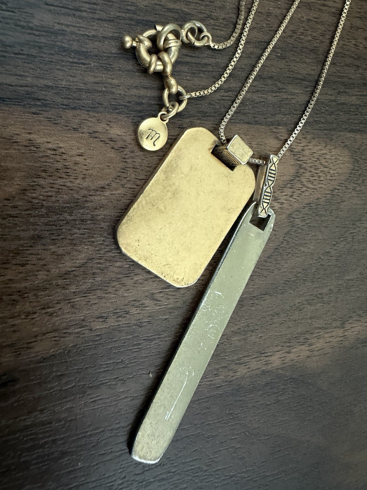Madewell Dual Pendant Dog Tag Bar Necklace Long Gold Tone Box Chain Black Accent