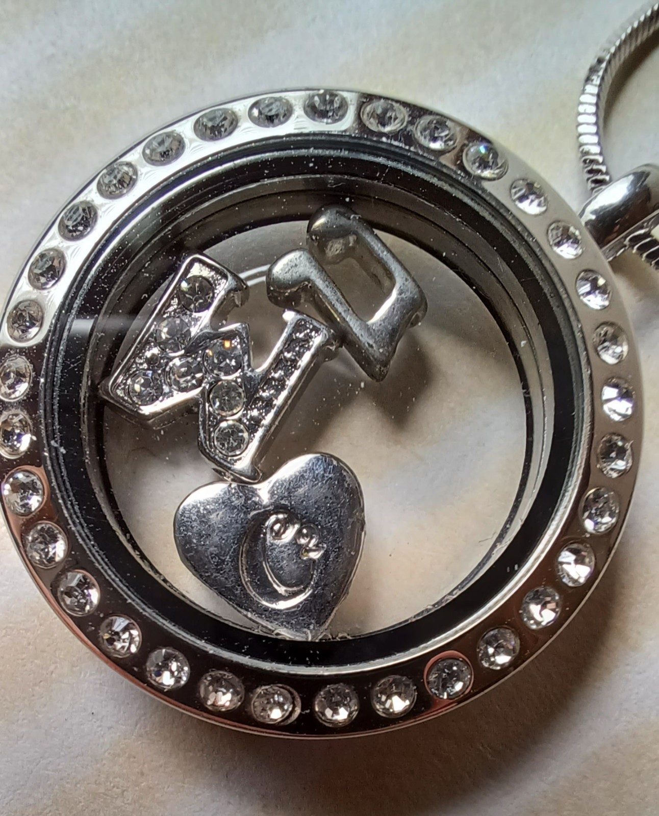 Origami Owl Living Locket Medium Hinged Silvertone Crystals + 3 Charms and Chain