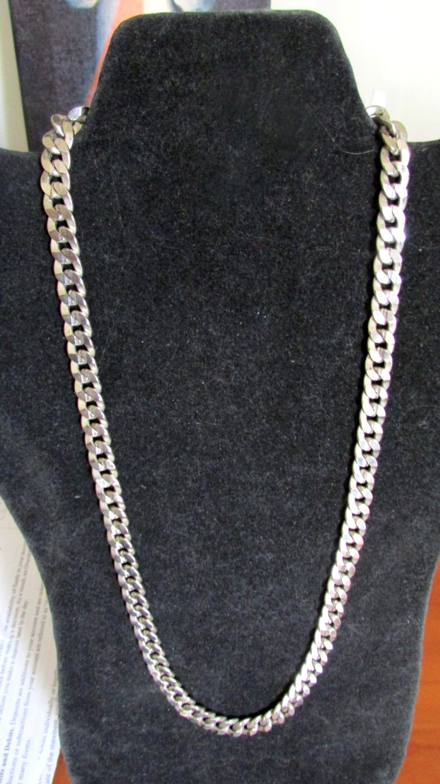 NEW SILVER CURB LINK NECKLACE 24″L PURCHASED IN ROSARITO & NEVER WORN 80g MARKED