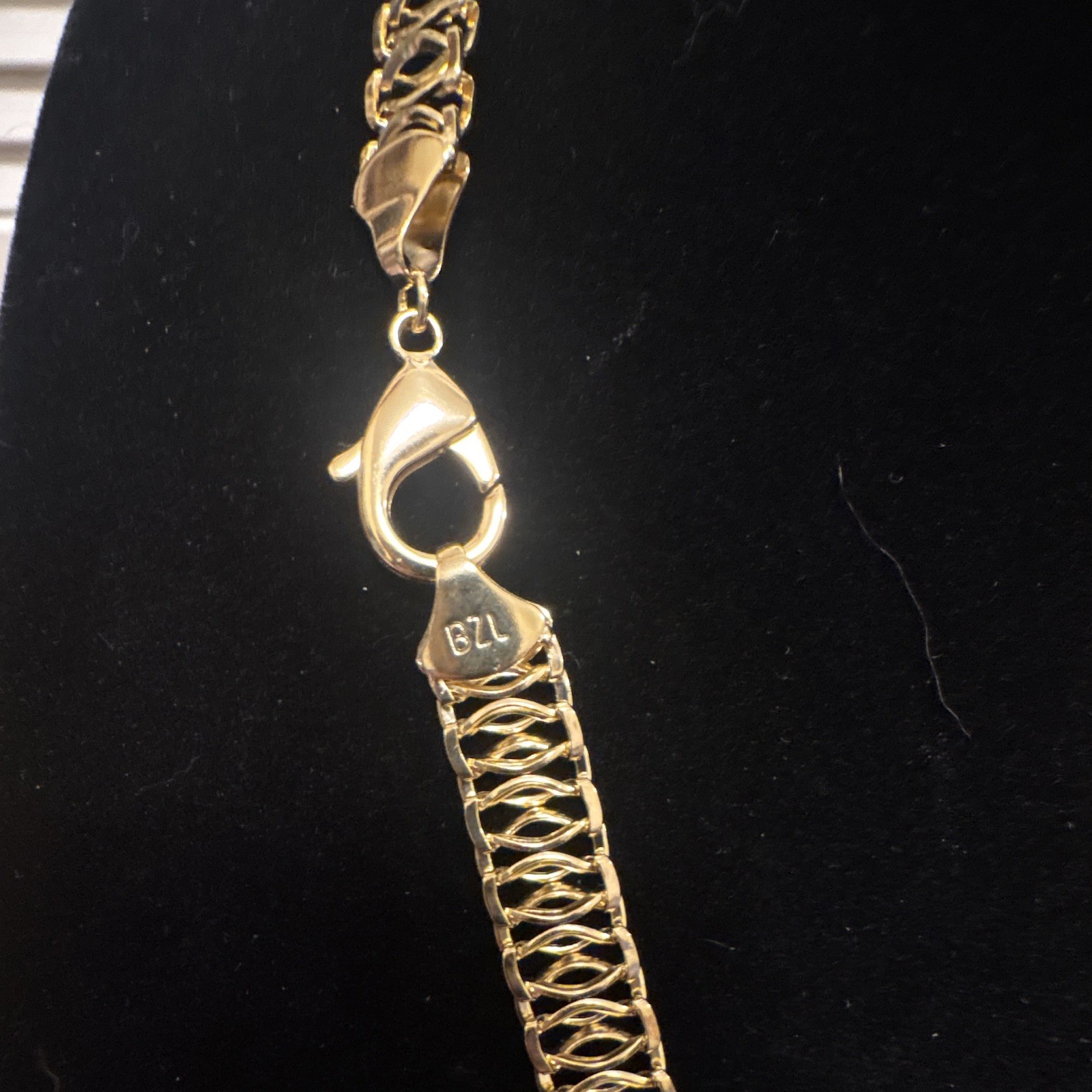 18k Yellow Gold filled 20”Cuban basket weave Chain Necklace Lobster Clasp