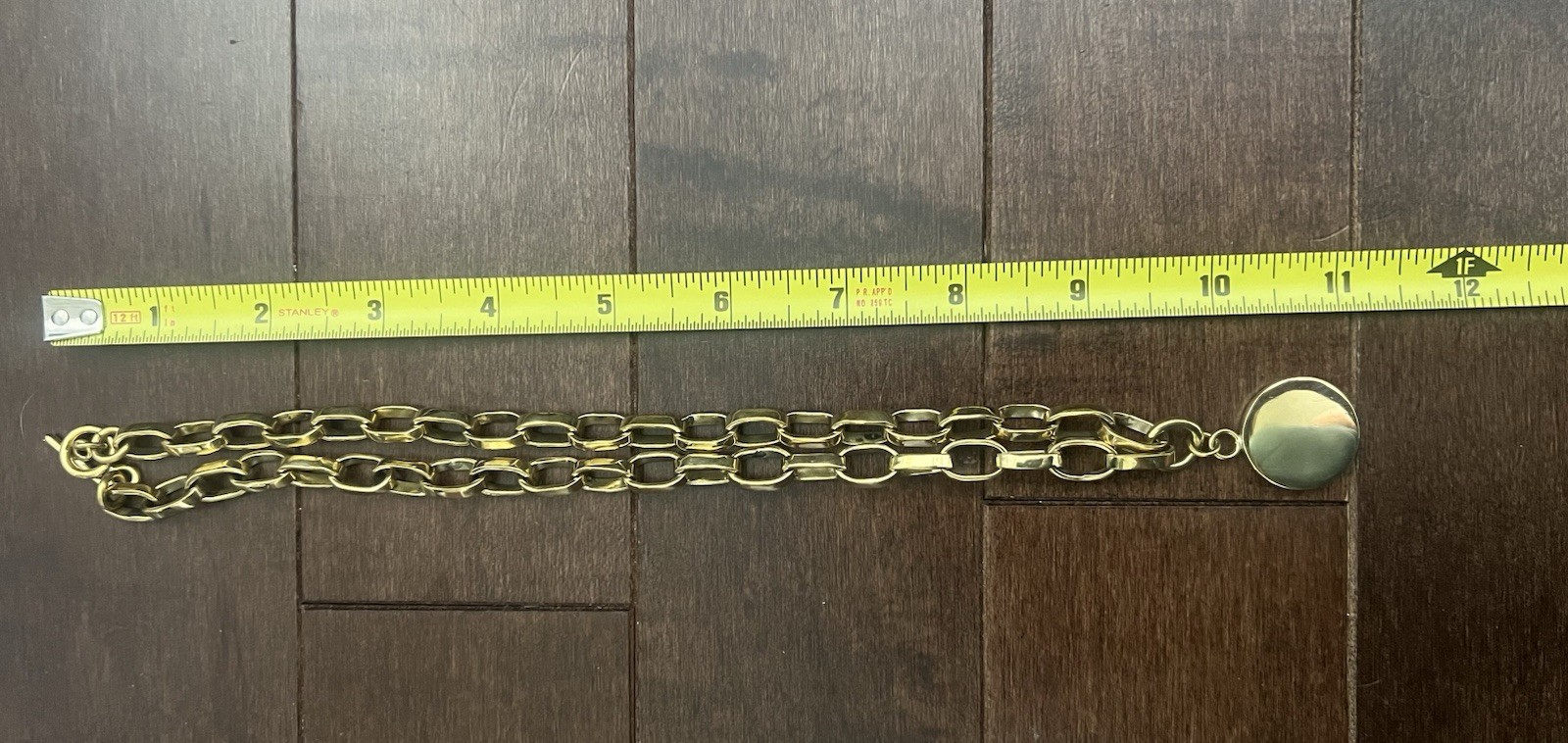 Meyelo Lottie Necklace Gold Tone Oval Link Chain Coin Round Pendant 18in