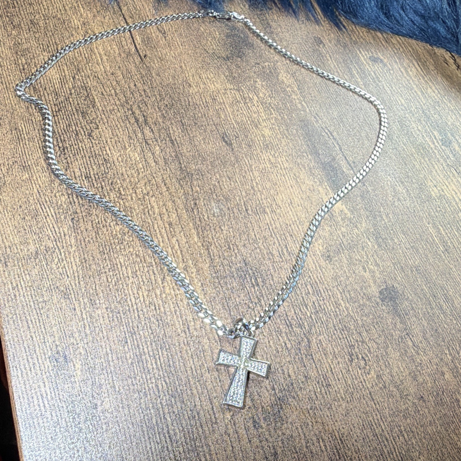 Silver Tone Cuban Link Chain Necklace Cross Pendant Clear Pavé Crystals