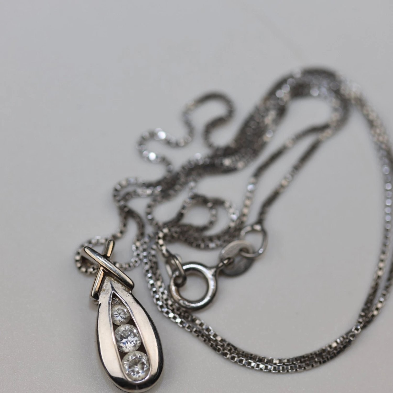 925 Sterling Silver Teardrop Pendant Necklace 3 Stone CZ 18 Inch Box Chain Italy