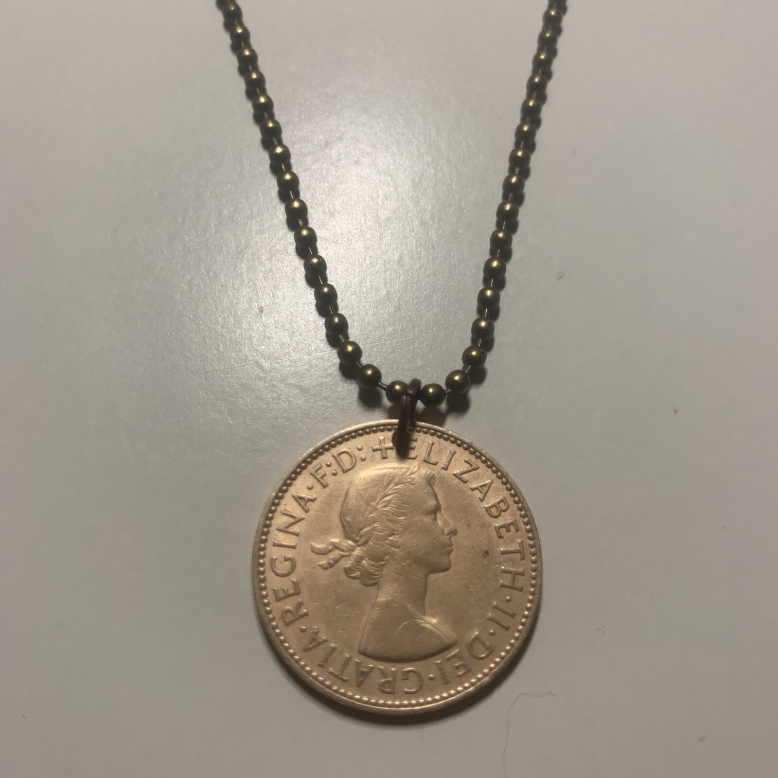 United Kingdom 1/2 Penny Coin Pendant Necklace English Galleon. A1