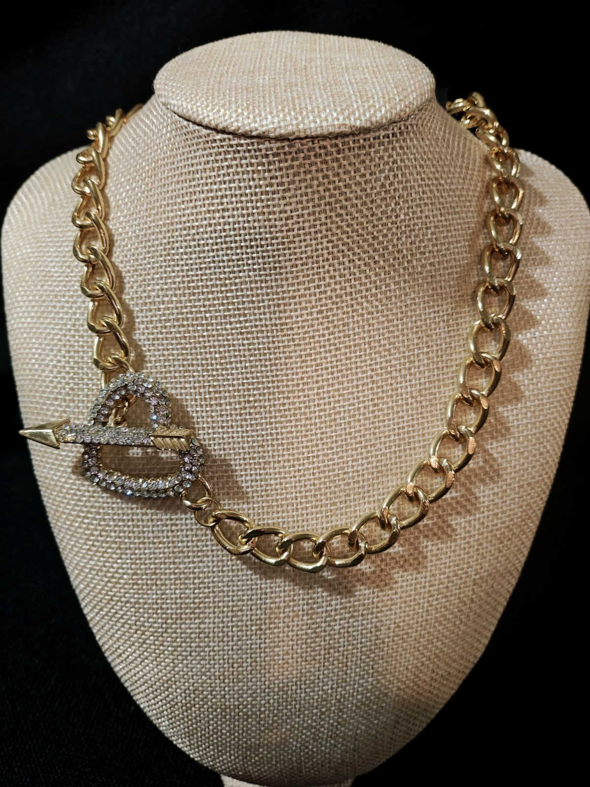Chunky Cuban Link Goldtone Crystal Heart Bling With Arrow Toggle Clasp Aprx 17″
