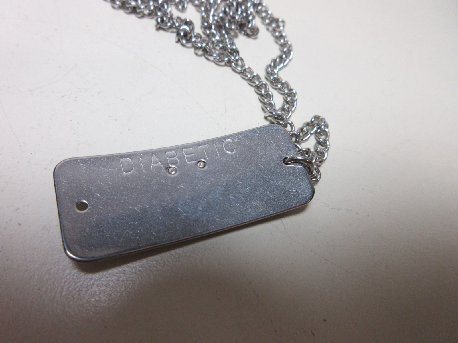 MEDICAL ALERT ID NECKLACE PENDANT DIABETIC HEALTH EMERGENCY SILVER TONE #25