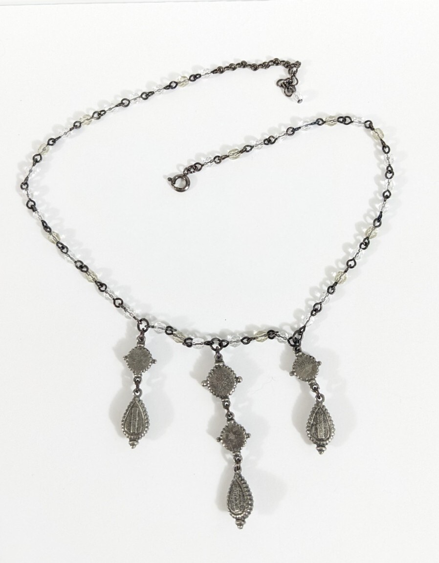 Ben Amun Crystal Dangle Necklace Silver Toned White Colorless Beads Rhinestones
