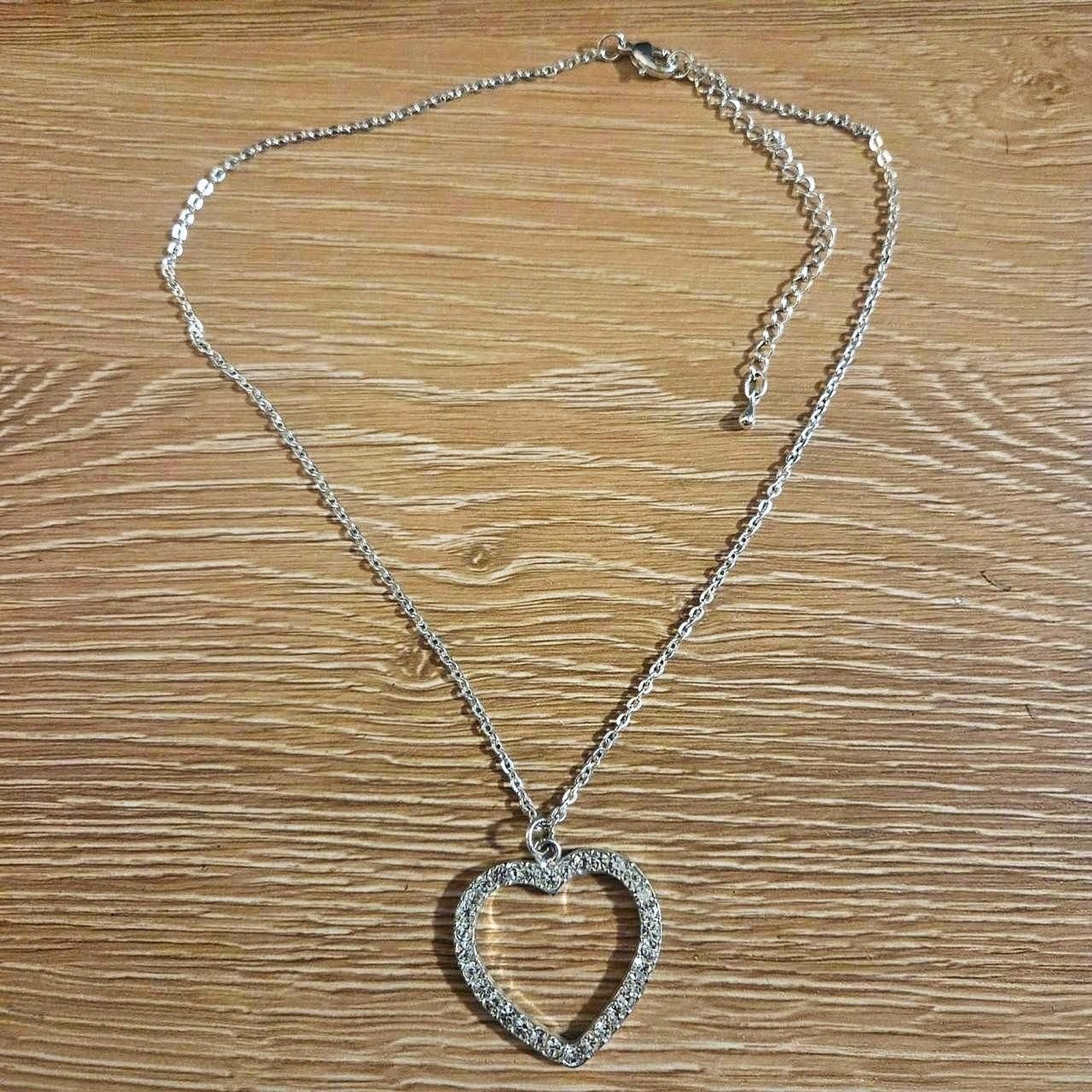 Silver Tone Rhinestone Open Heart Pendant Necklace 20″ Adjustable Chain