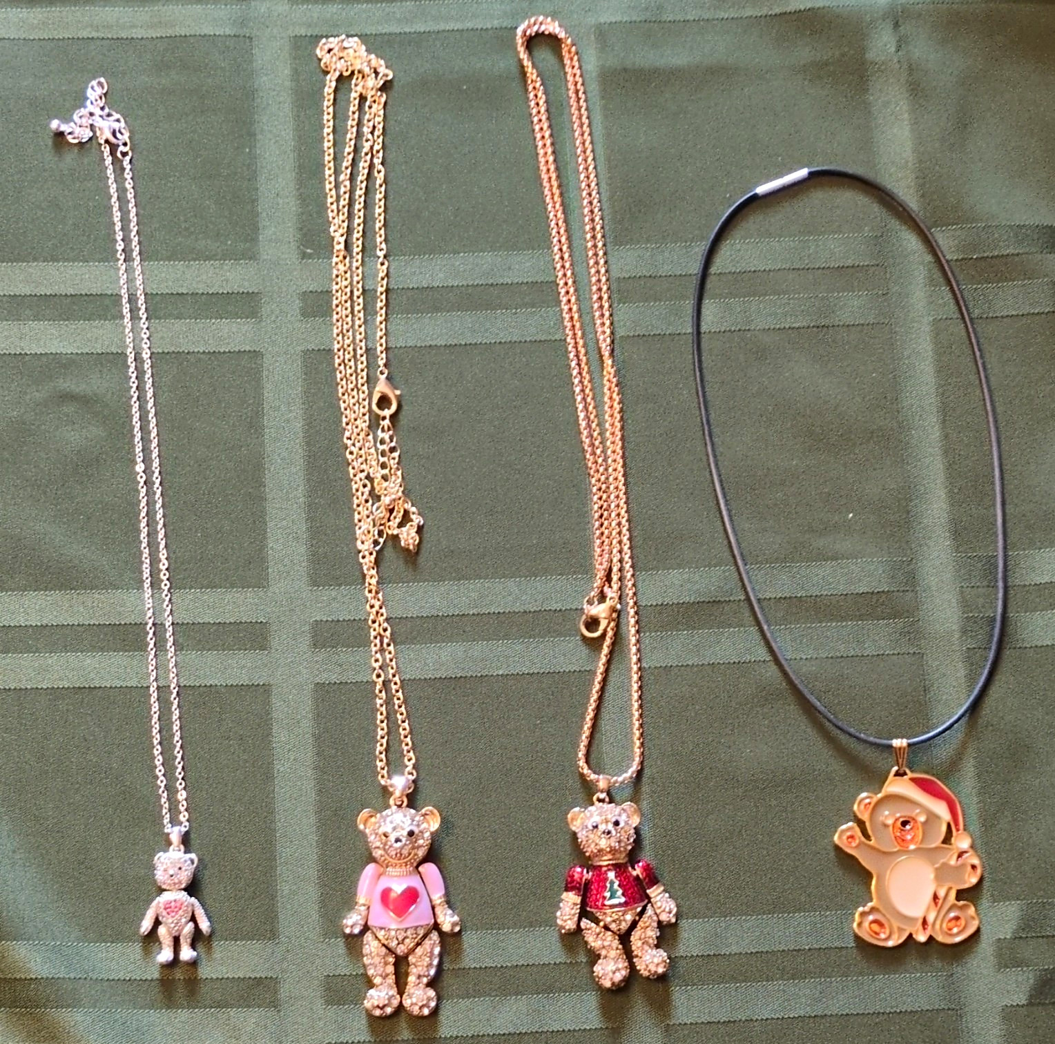 Assorted Movable Rhinestone Teddy Bear Pendants, 4pcs