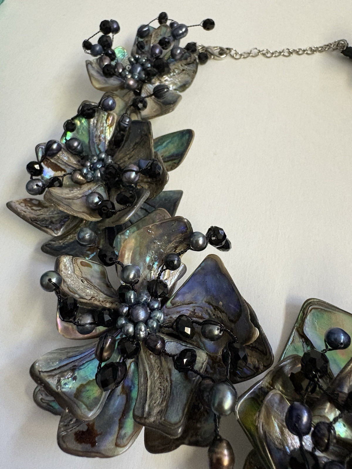 Choker Statement Necklace Floral Pattern Iridescent Petals Black Beads