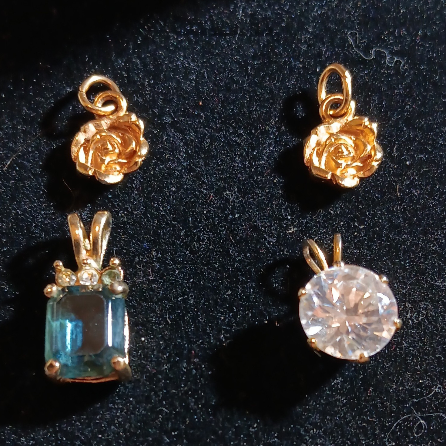 Untested Charm Pendant Lot of 4 Rose Flower Charms Blue & Clear Stone