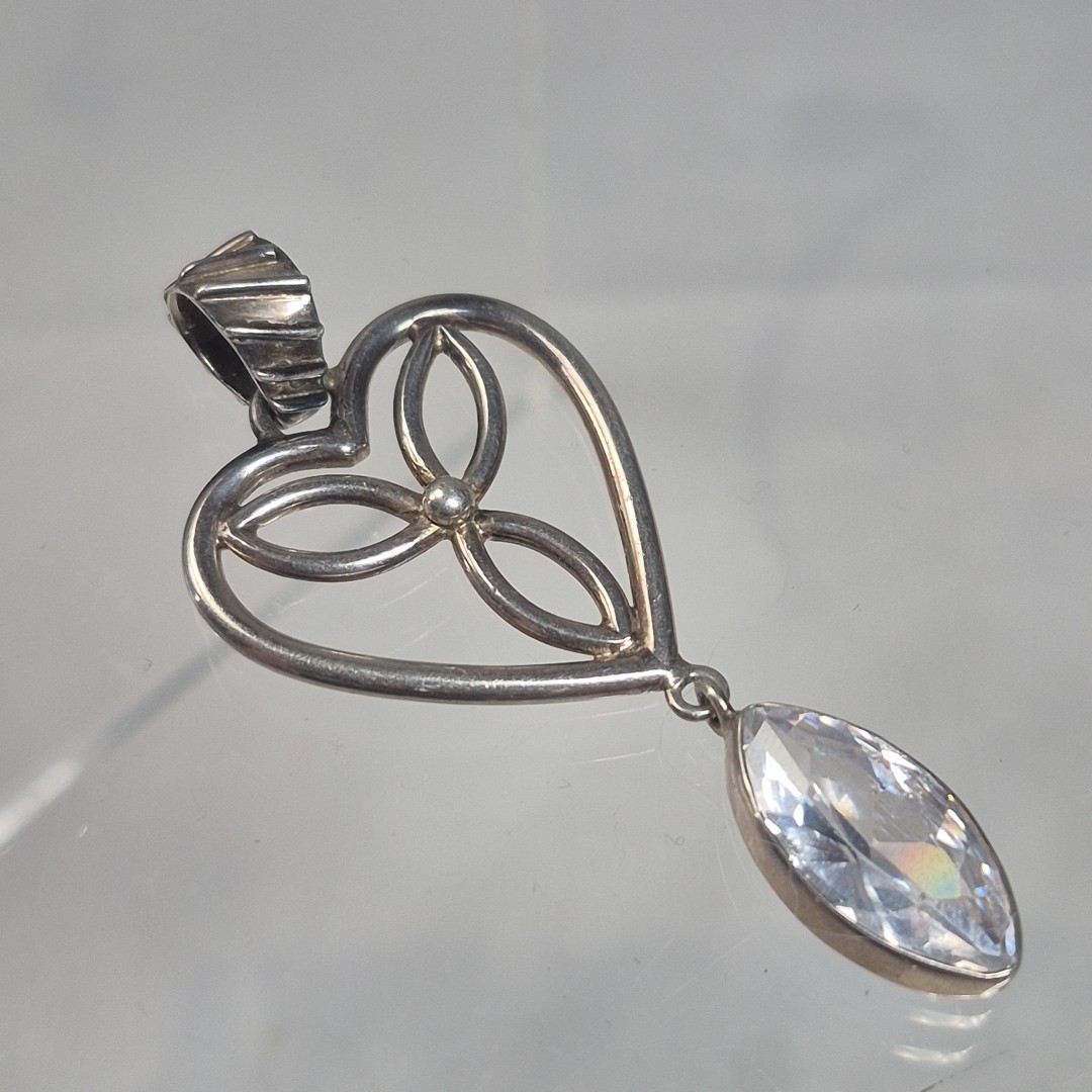 Modern Sterling Silver 925 Heart Clover Marquise Clear CZ Large Pendant