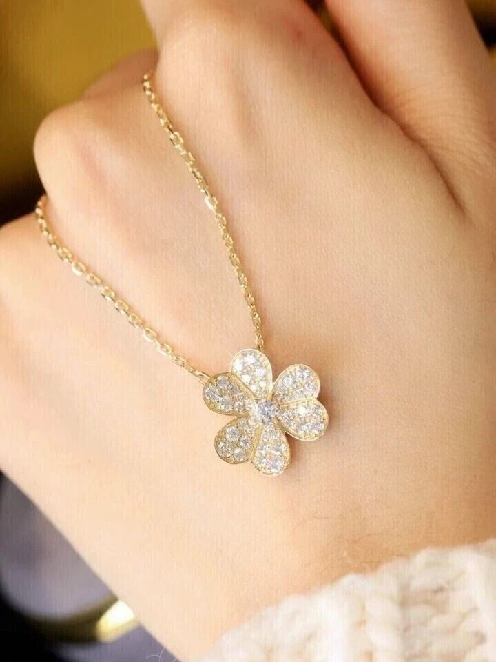 2Ct Round Simulated Diamond Flower Shape Pendant Necklace 14K Yellow Gold Plated