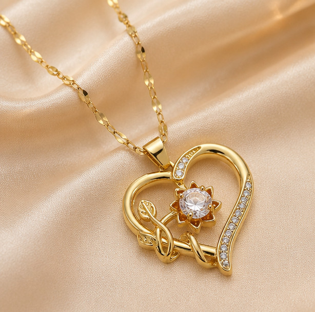1.5ct Round Cut Simulated Diamond Stunning Heart Pendant 14k Yellow Gold Plated