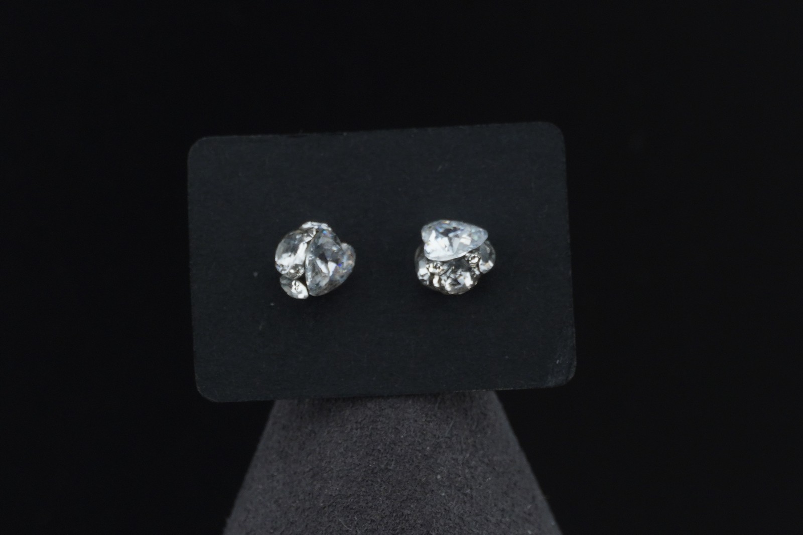 Earrings – CZ (NEW)Back studded 1-2CT in size and 1-1.5CT Size Beautiful Cluster