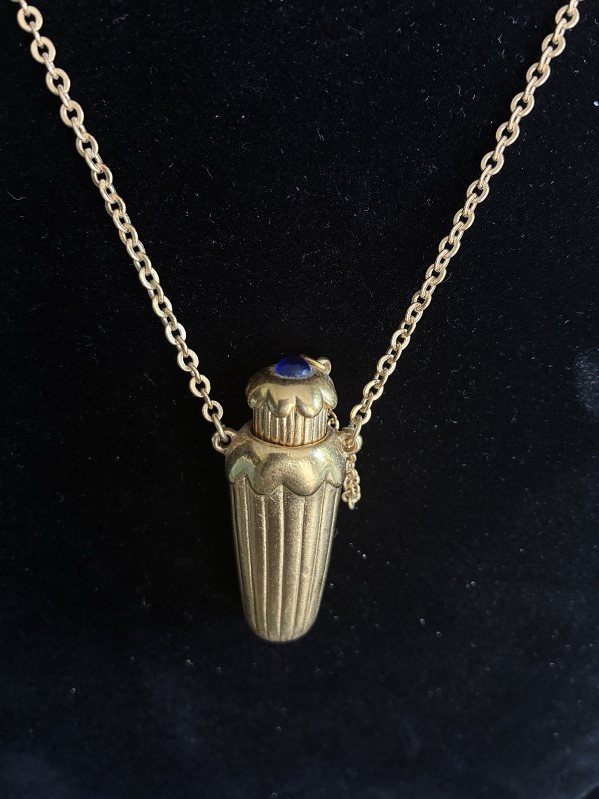 Avon 1990 Flacon Everafter Perfume Bottle Pendant And Blue Stone 30” Chain