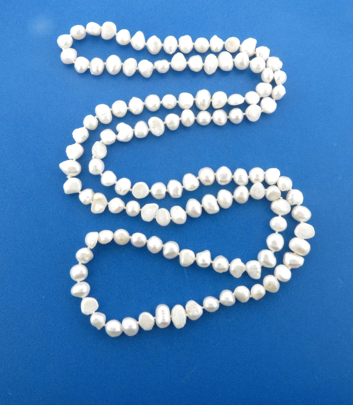 Fresh Water Cultured Baroque Pearl Necklace Knotted 8-10 mm 39 Inch