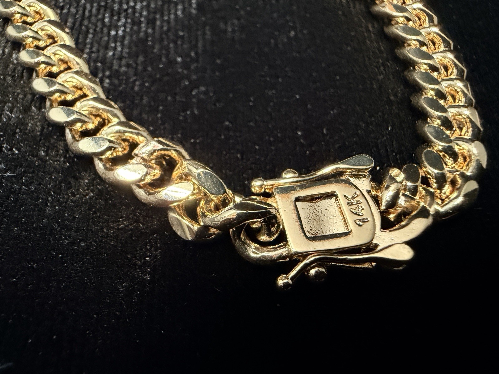 Cuban 22in 6.5MM 14K Stamped Gold Filled w/Box Lock. One of a kind! BRAND NEW.