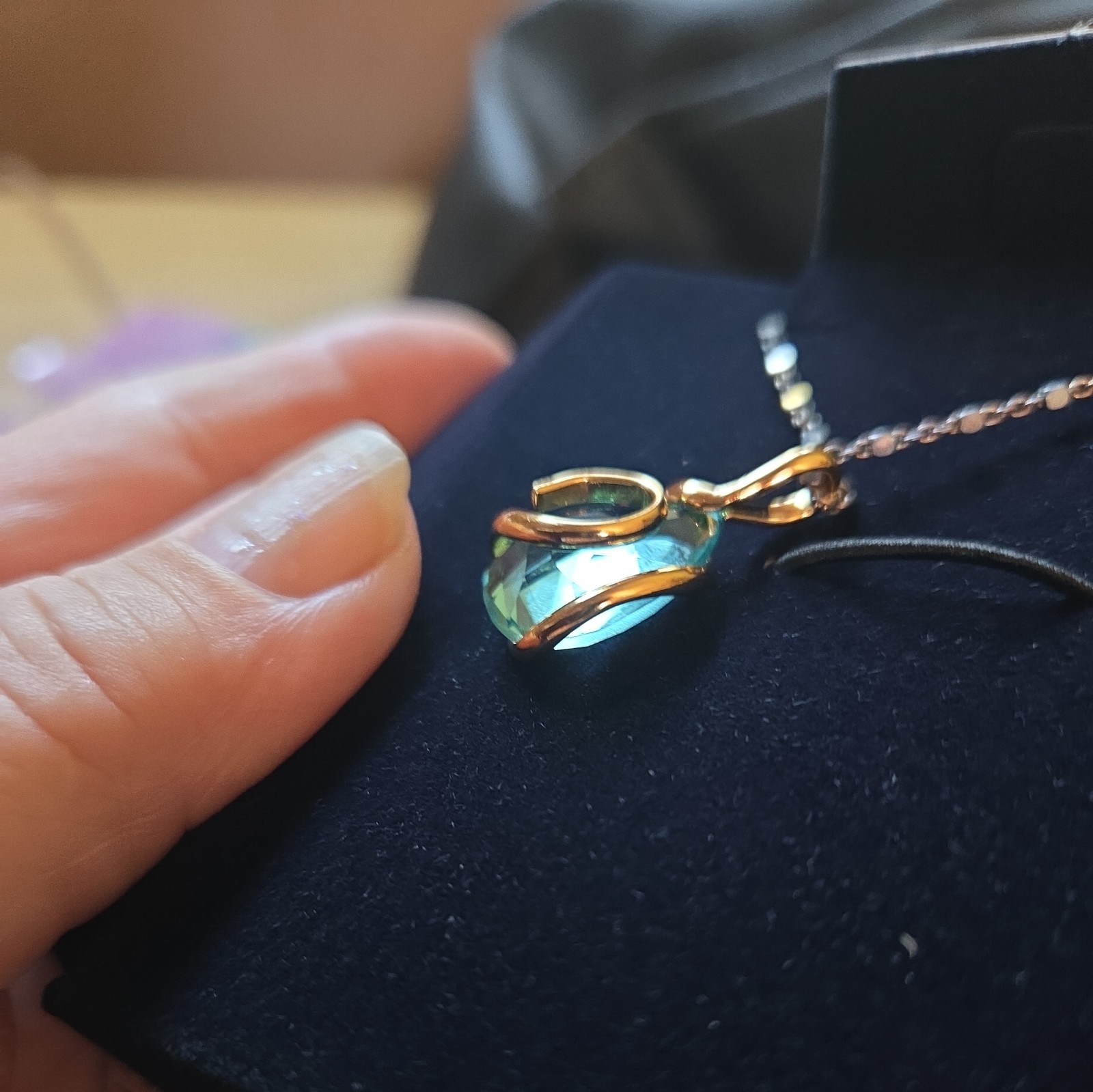 STAUER 18” Cristalli Fluente 24k finished Pendant Necklace Aqua NIB