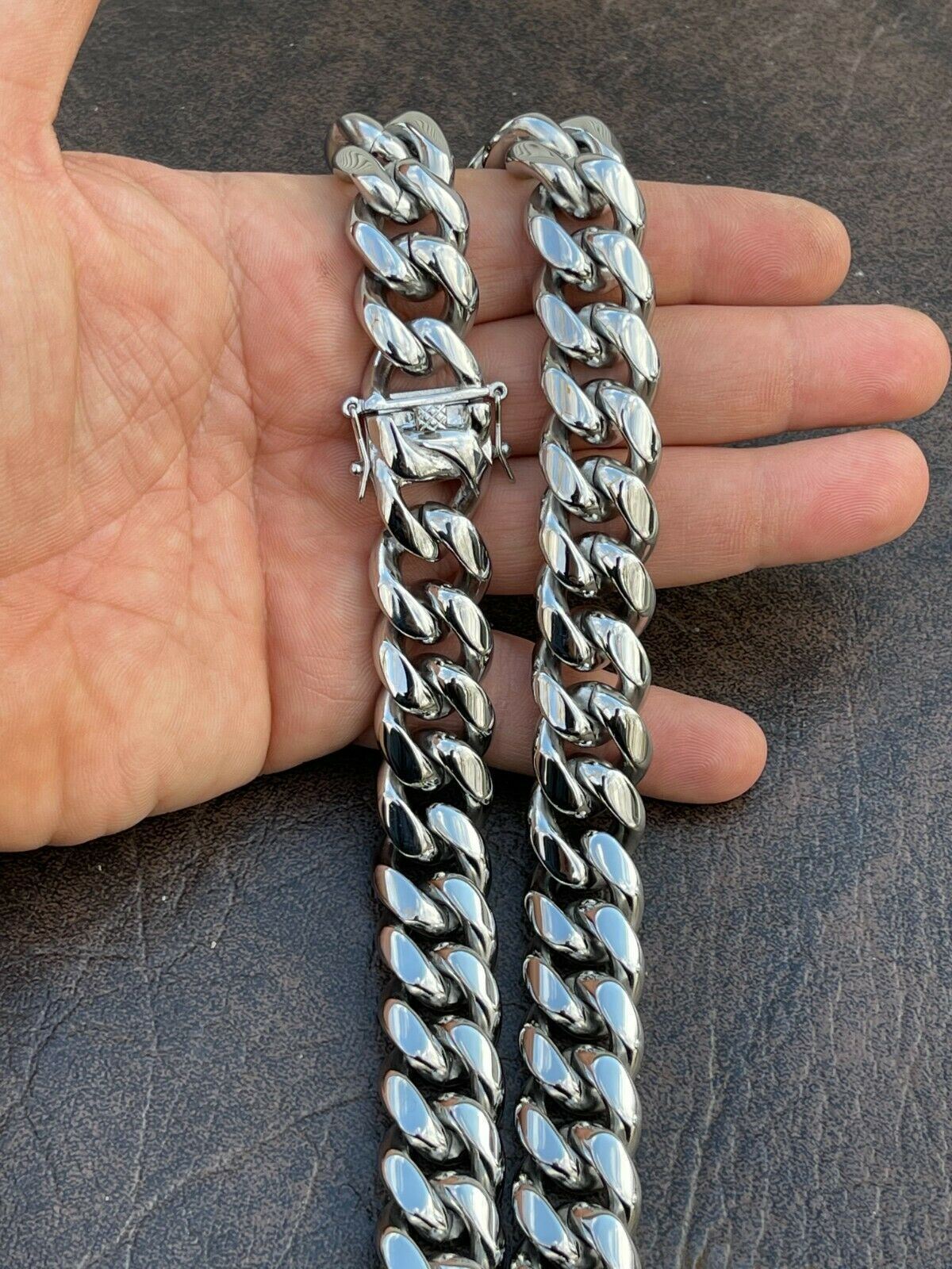 18mm Miami Cuban Link Mens Ladies Choker Chain Stainless Steel Looks Like Silver