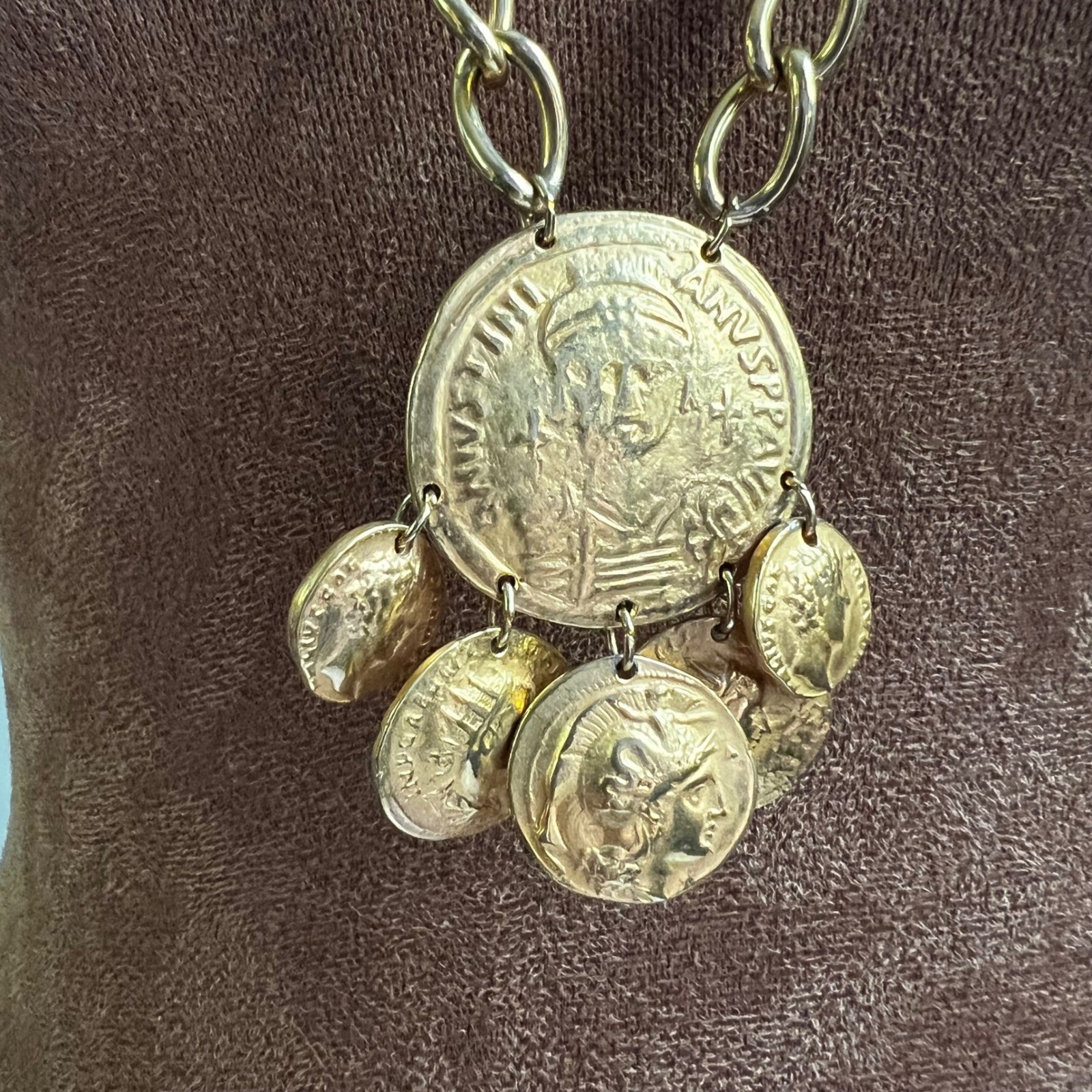 Gold Tone Roman Coin Medallion Chunky Curb Chain Necklace 30″ Dark Academia