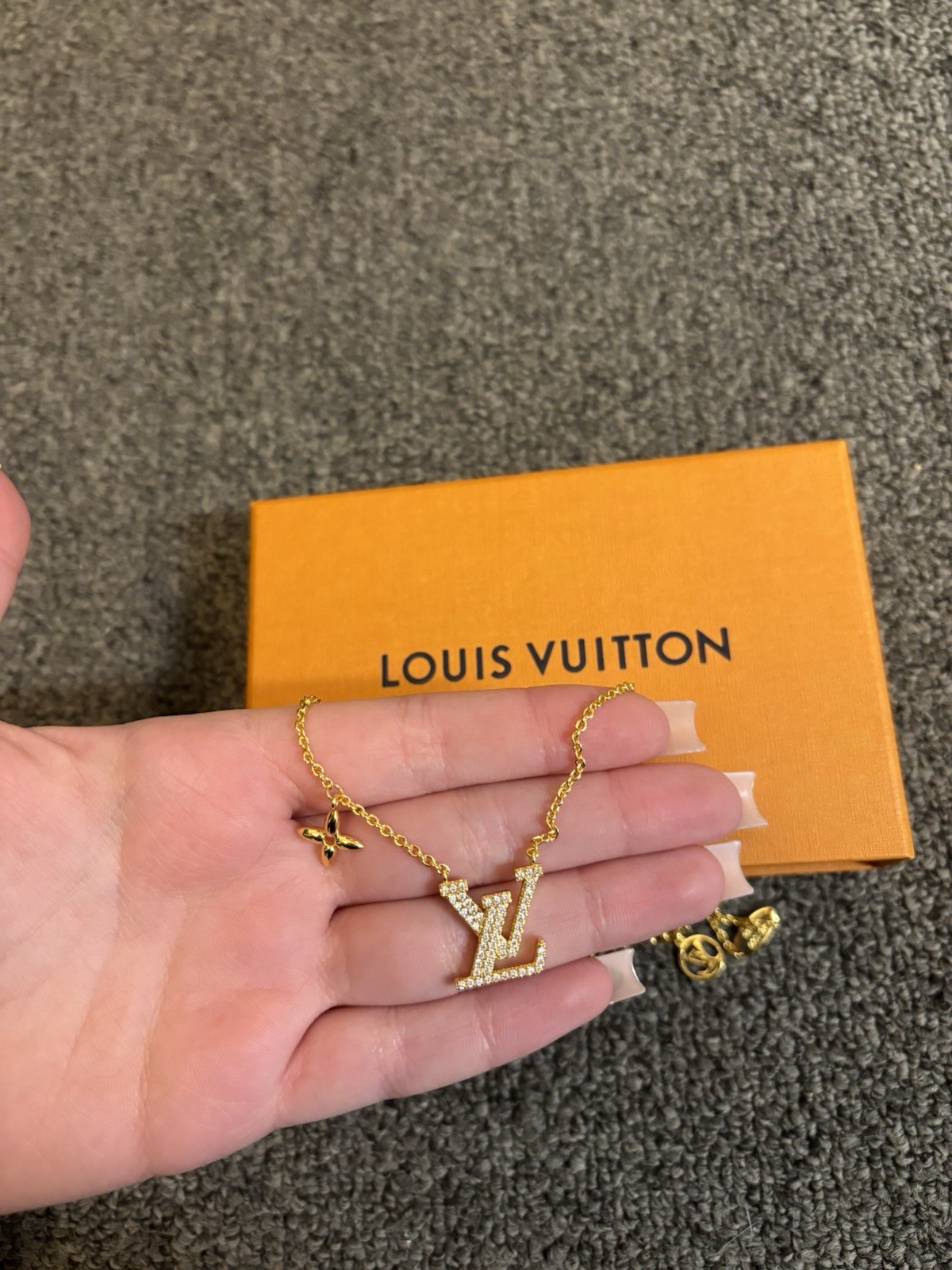 Louis Vuitton Iconic Necklace Authentic Gold
