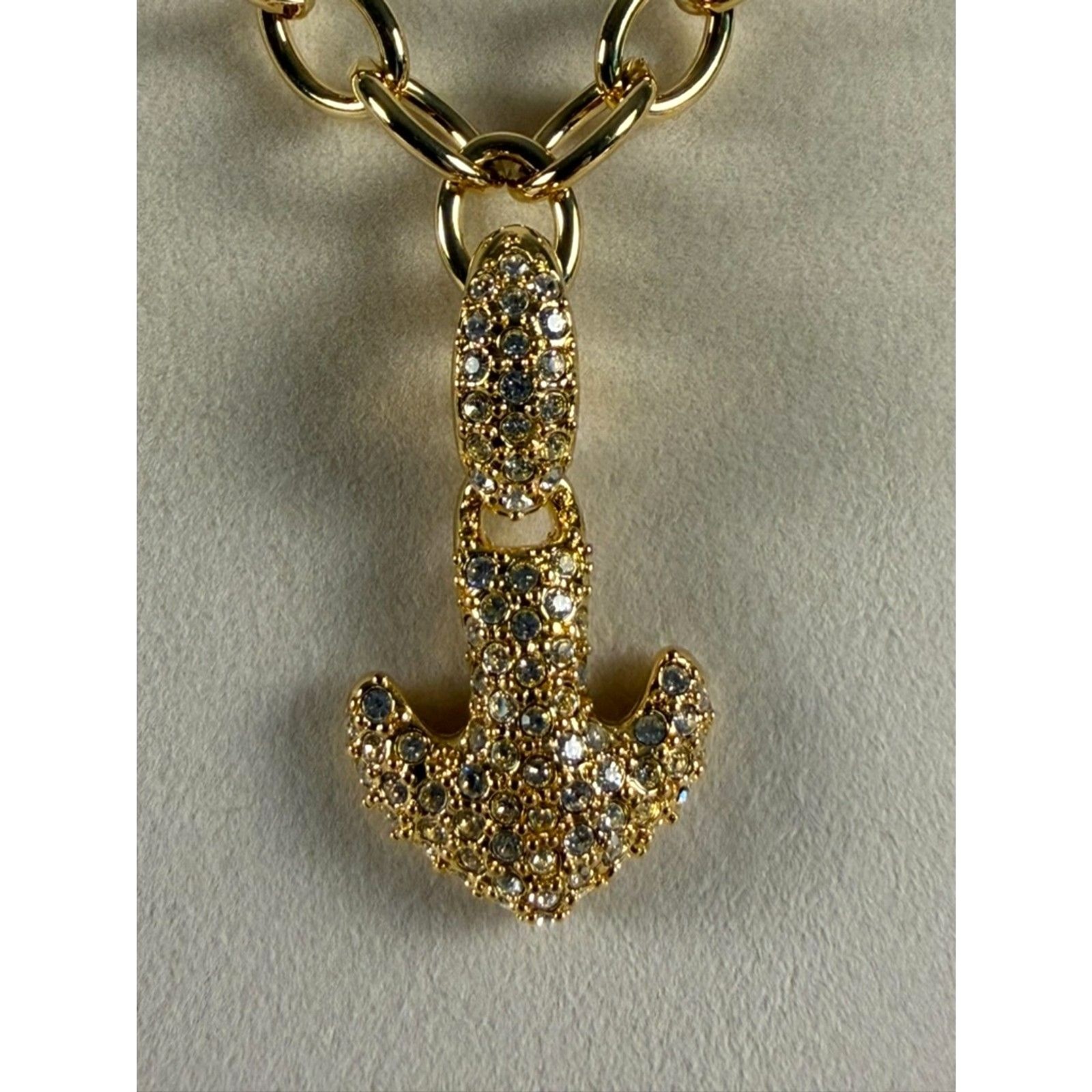 NWT Napier Gold Tone Crystal Articulated Anchor Necklace Removable Pendant 16″