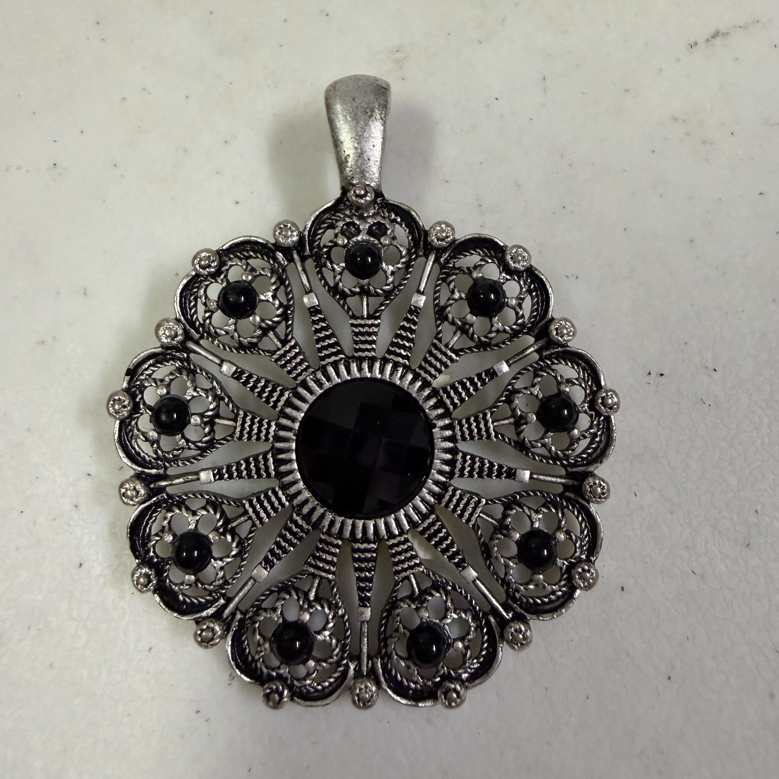 Premier Designs Ornate Silver Tone Black Faceted Stone Filigree Medallion Gem