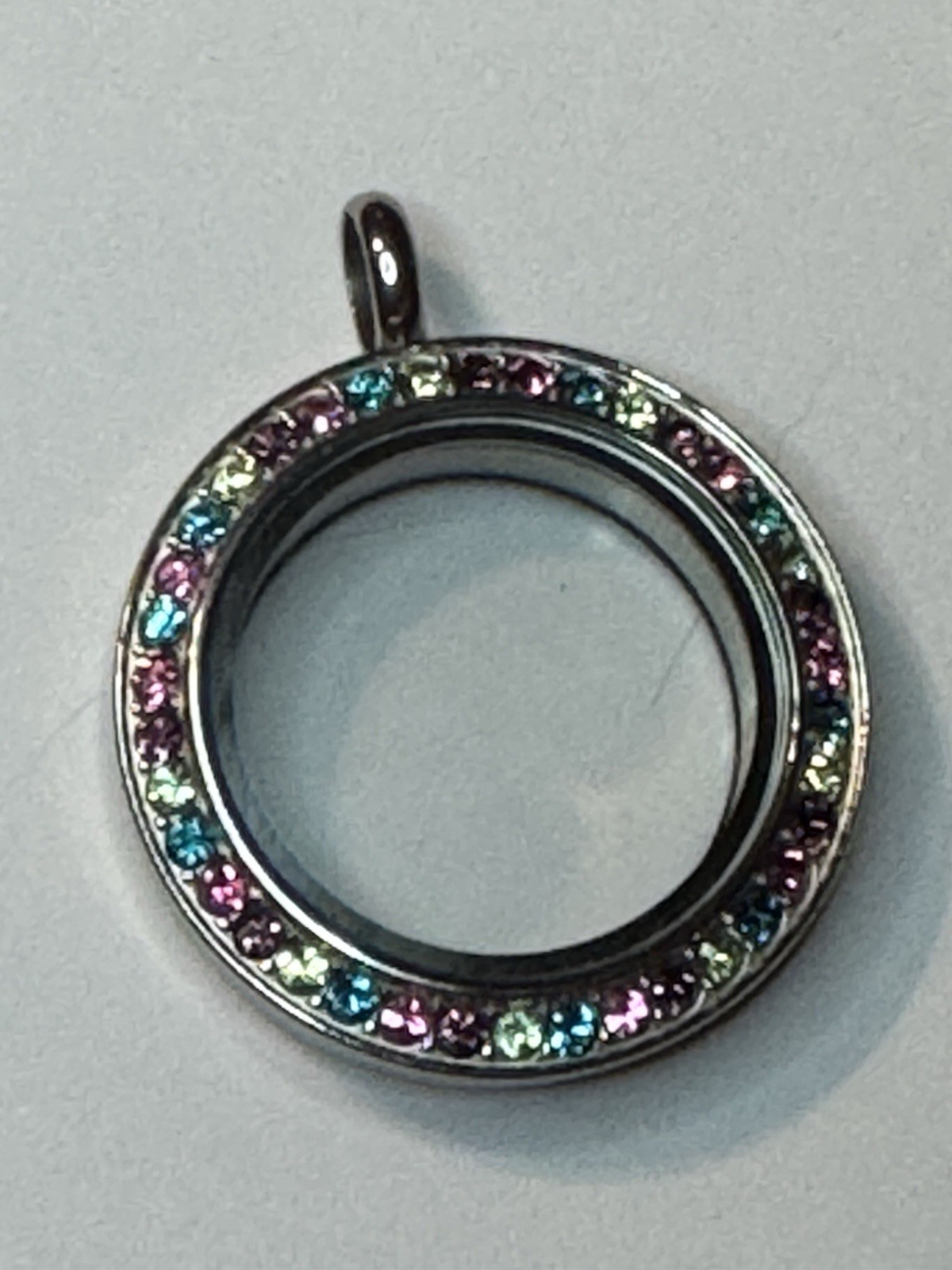 Origami Owl Medium Twist Locket – Silver Tone w/ Multi Color Swarovski Crystals
