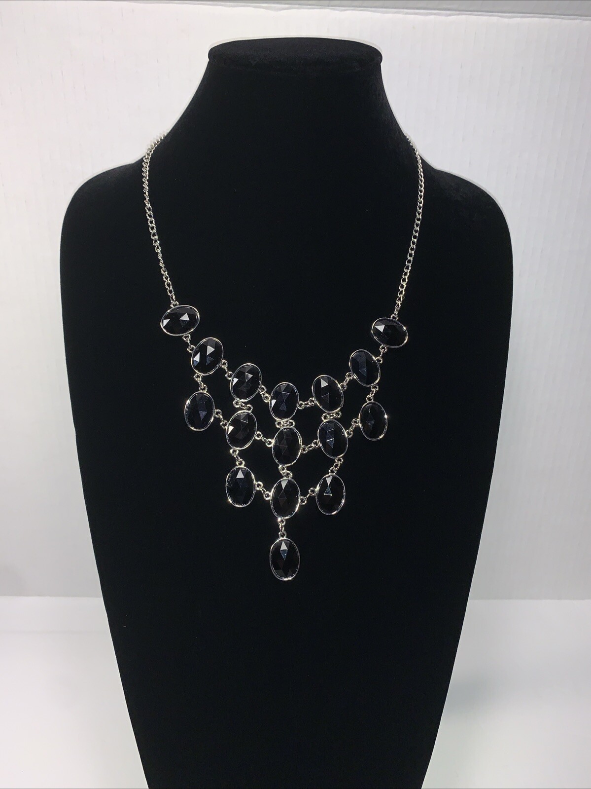 C 1945 Statement Bib Necklace in Silver & Black Big Stones Adjustable 19”-22”
