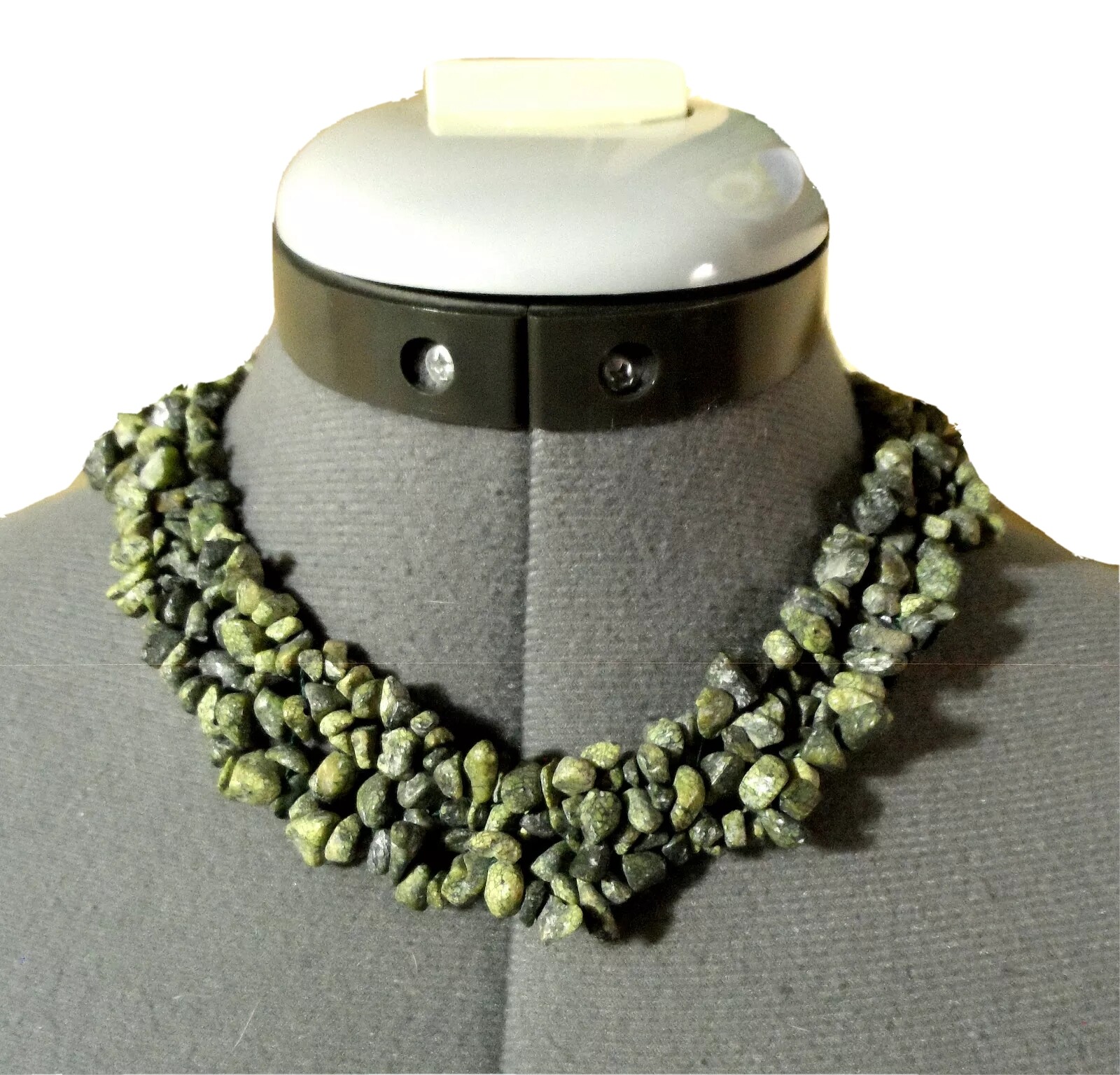 New HOWLITE Green Chip, 4 Strands String Necklace 17″ Marbled Stone Rock Choker