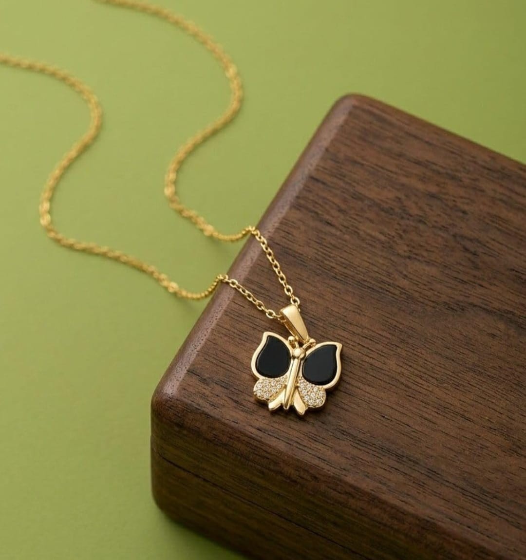 Indian bollywood butterfly shaped created stones pendant for women and girls