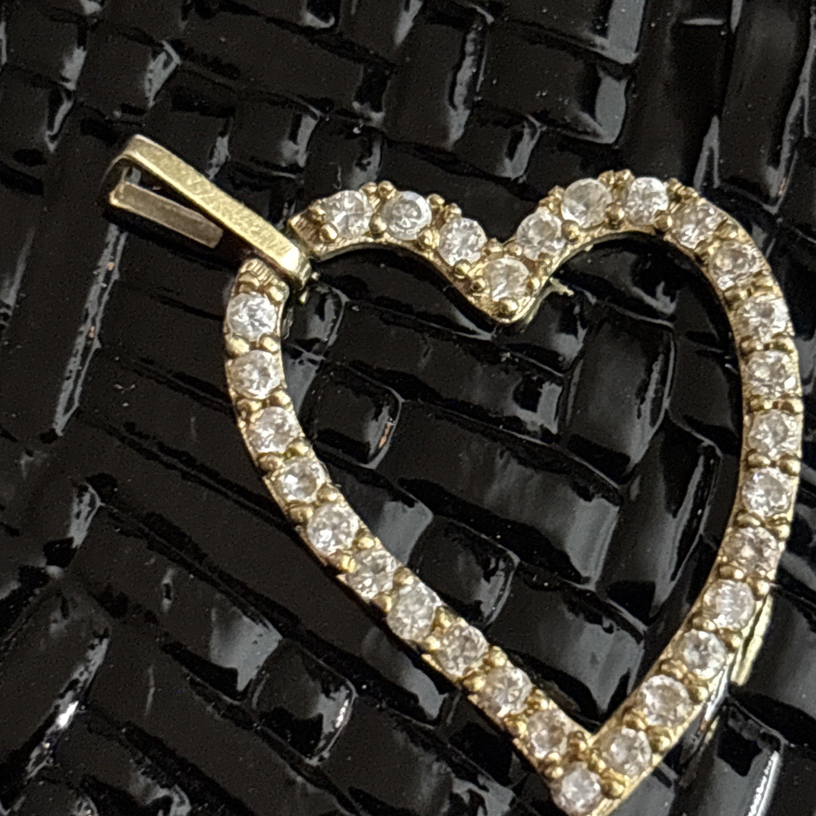 10K Yellow Gold And Cubic Zirconia Heart Pendant Valentine