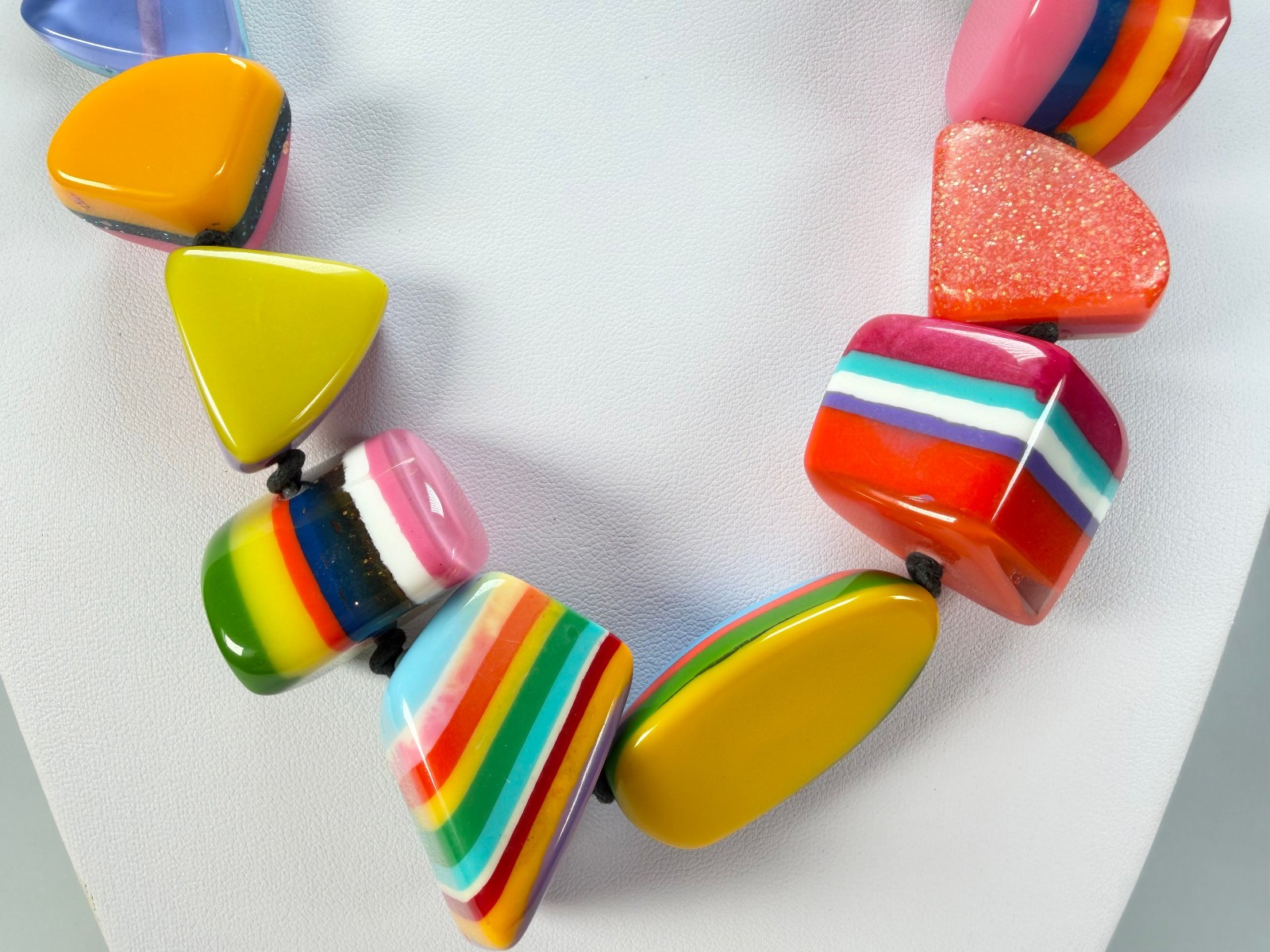 Jackie Brazil “Natural” Pop Art Large Stones 55cm Resin Necklace ( N0378 )