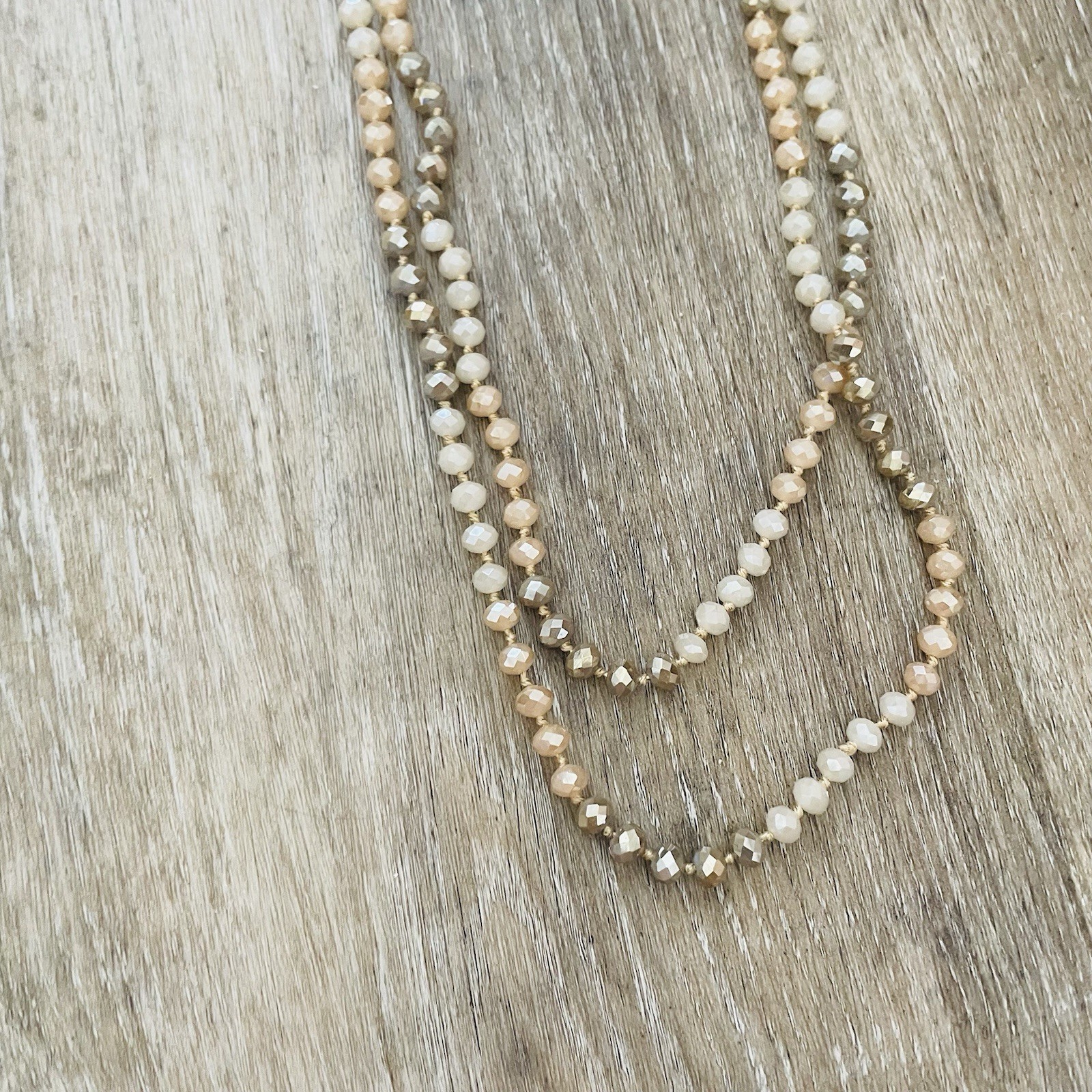 Layered Pearl Beaded Necklace in Cream and Gold – Brand Unspecified