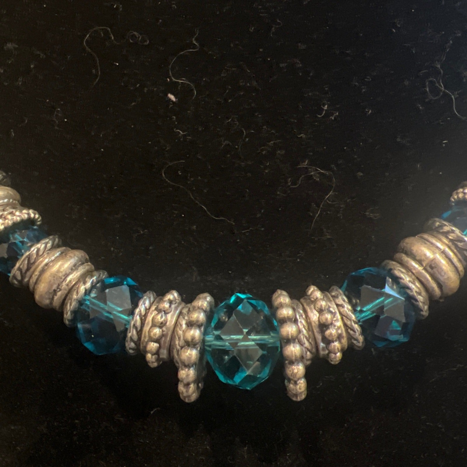 Vtg Boho Teal Blue Faceted Beaded Silver Tone Statement Necklace 18-20 in