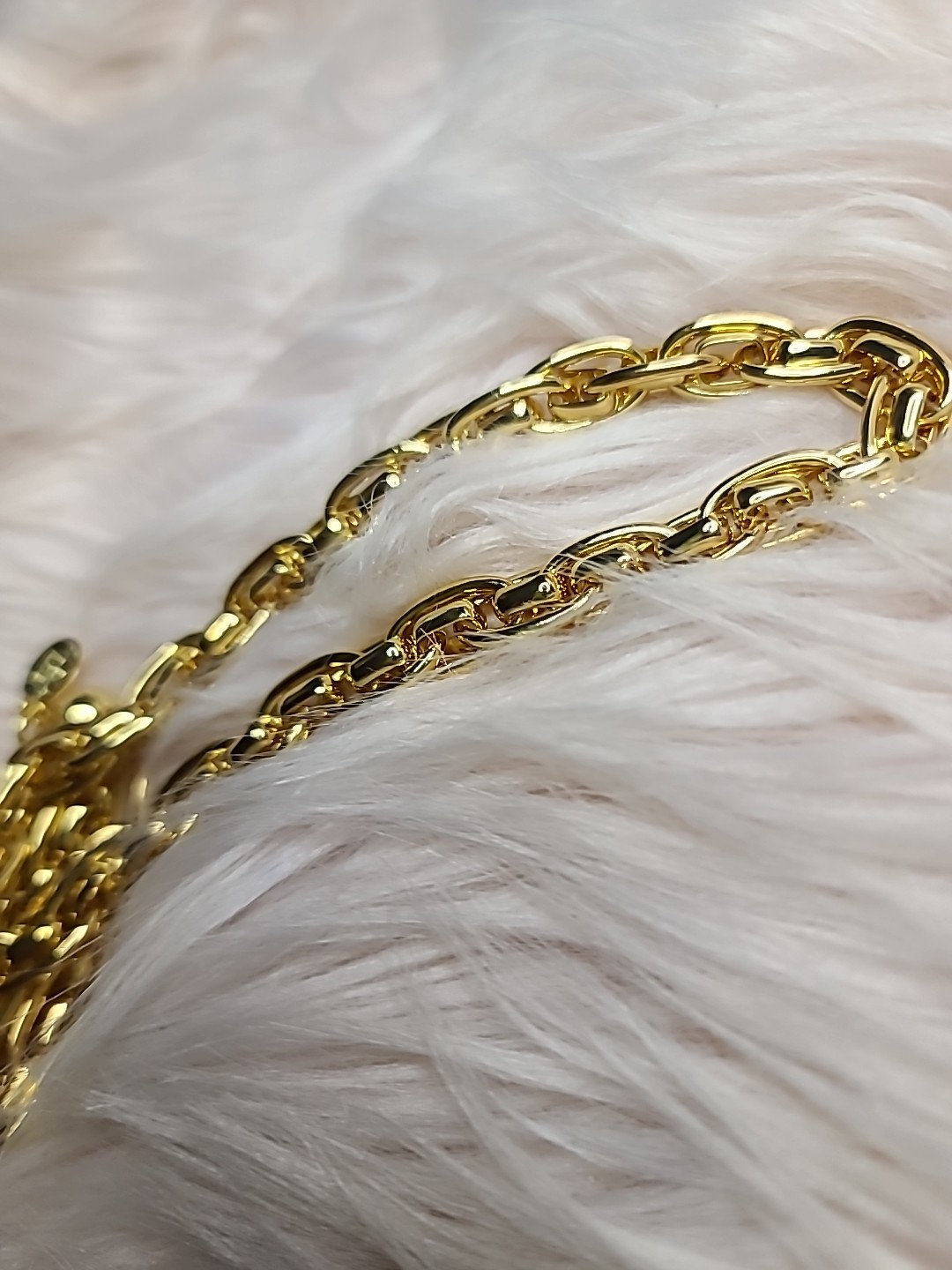 Necklace designer Bar Gold Chain Alexa Rae Fantasy Island Melania Clara 16″ BIG