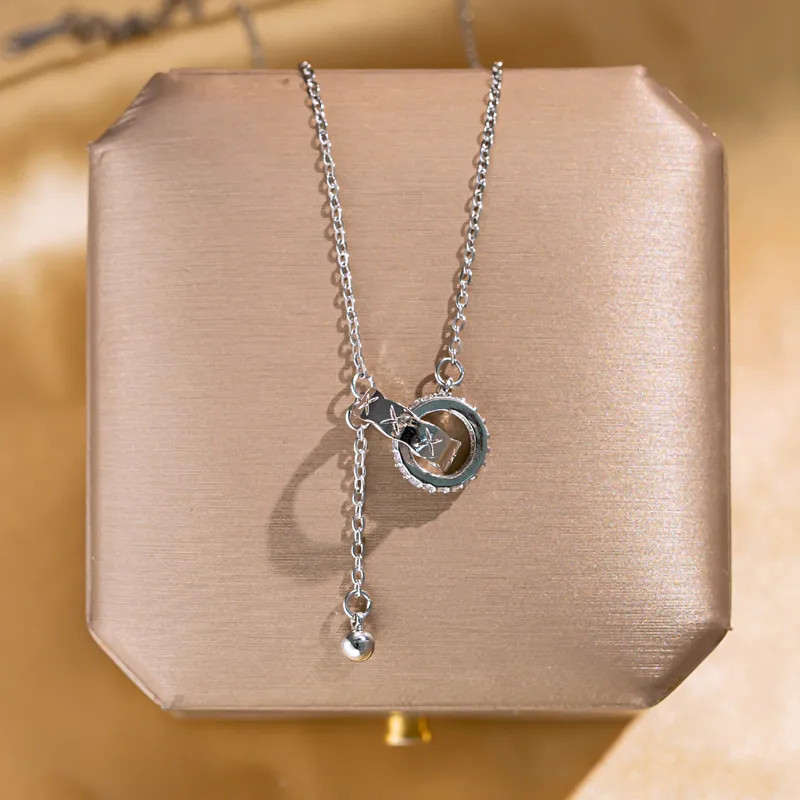 Elegant Shell Elk Necklace 18K Gold Plated Stainless Steel