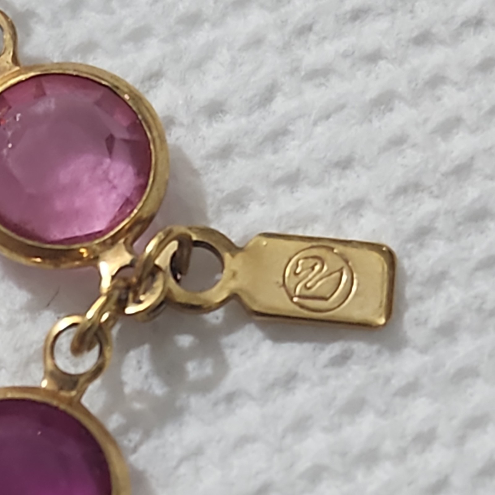 Swarovski Gold Plate Necklace Bezel Round Pink Purple Crystals