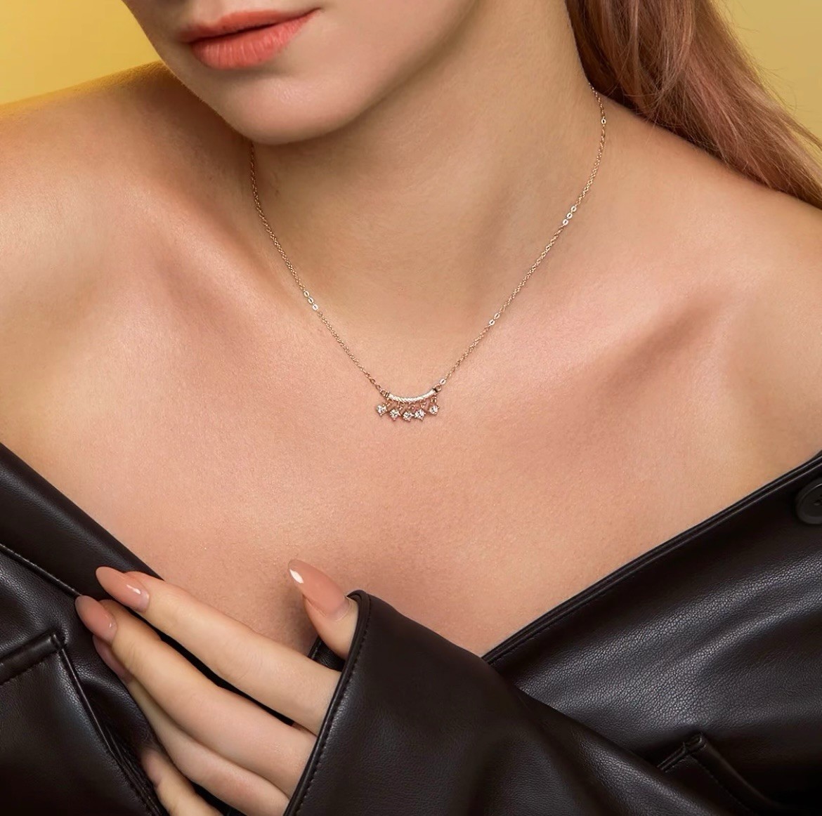 Gold Plated Metal Pendant Necklace White/Colorless Round Crystal Cable Chain
