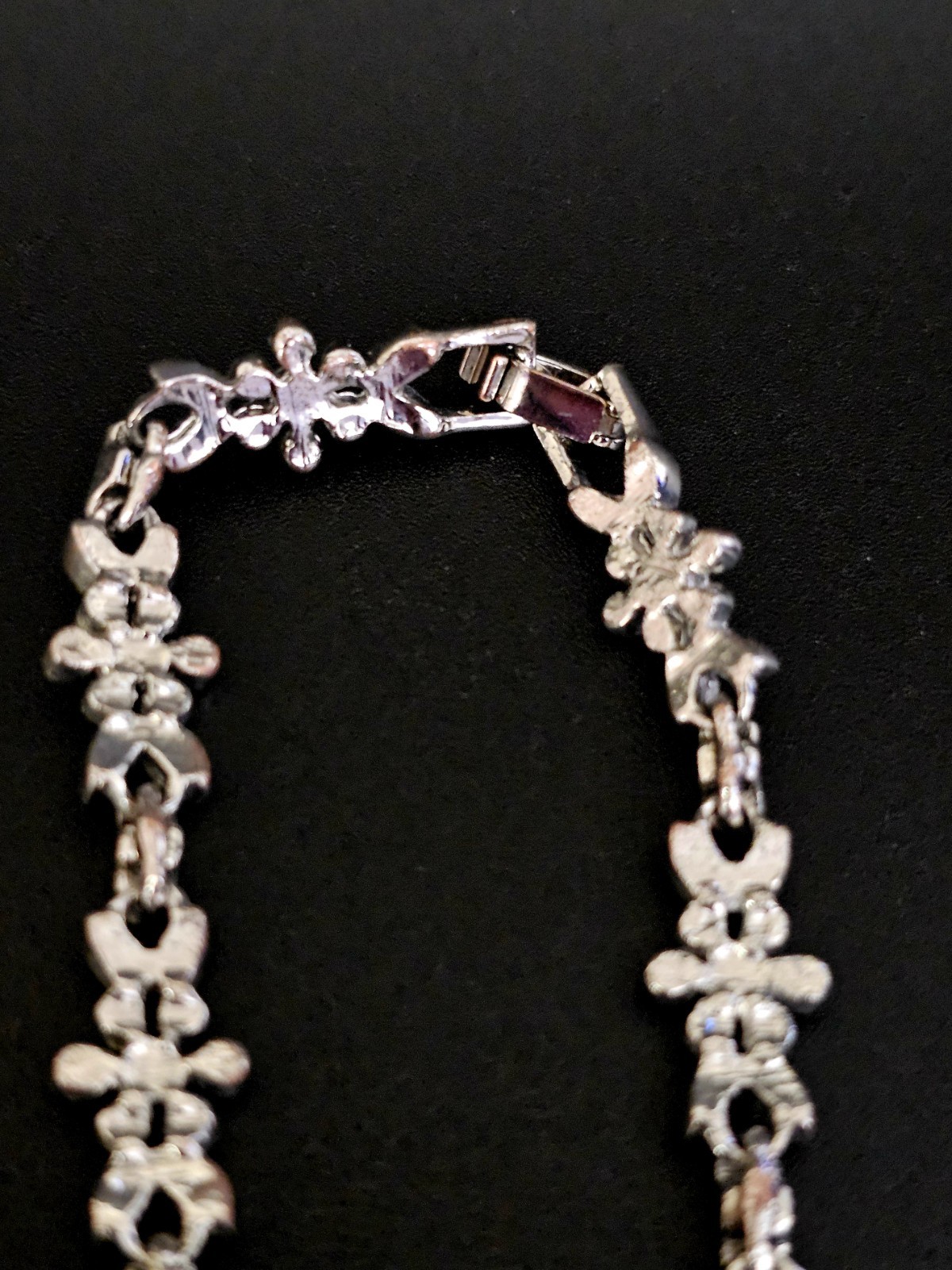 Silver Plated White Cubic Zirconia Flower Stated Elegant Floral Necklace 16in