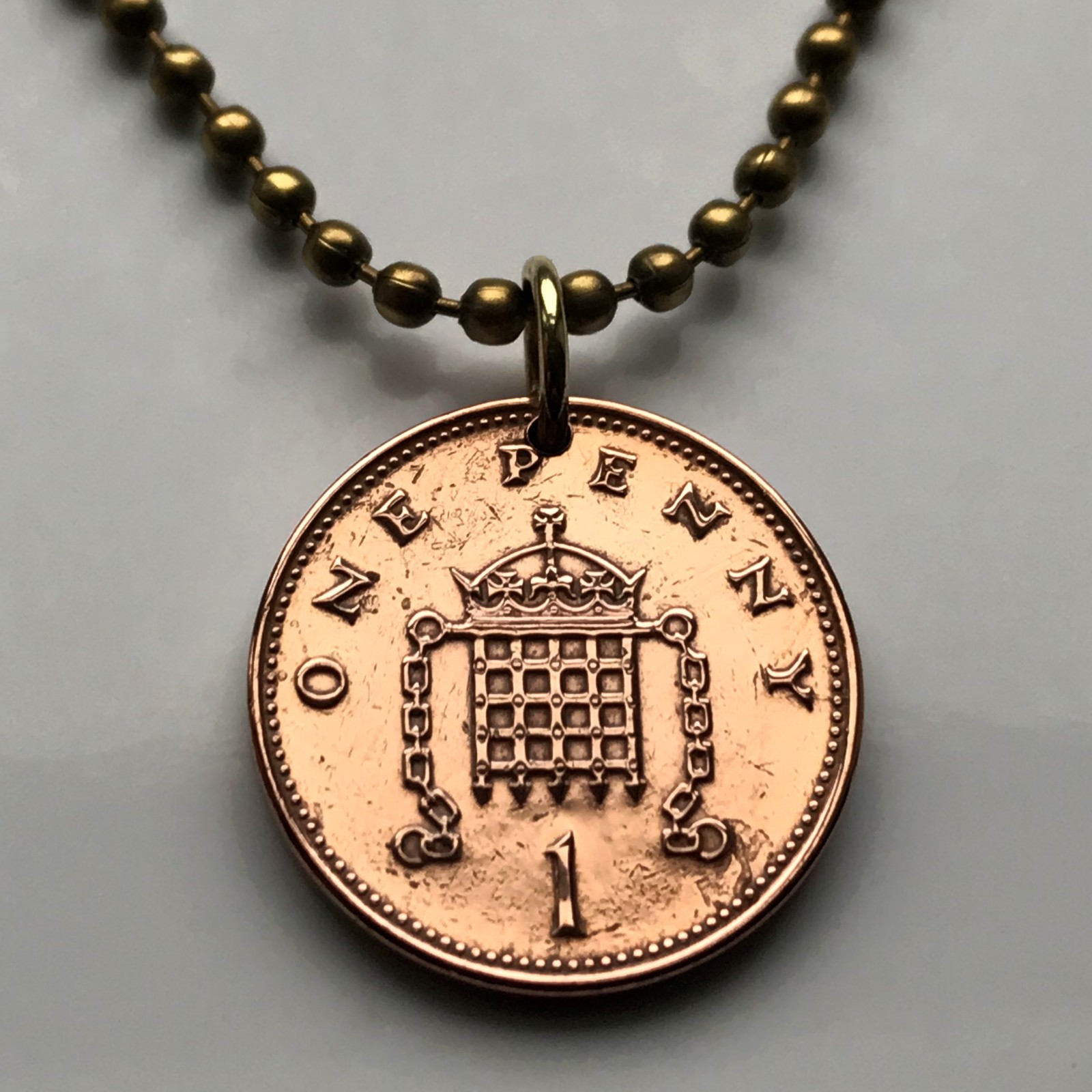 United Kingdom 1 Penny coin pendant British crowned portcullis London UK n000883