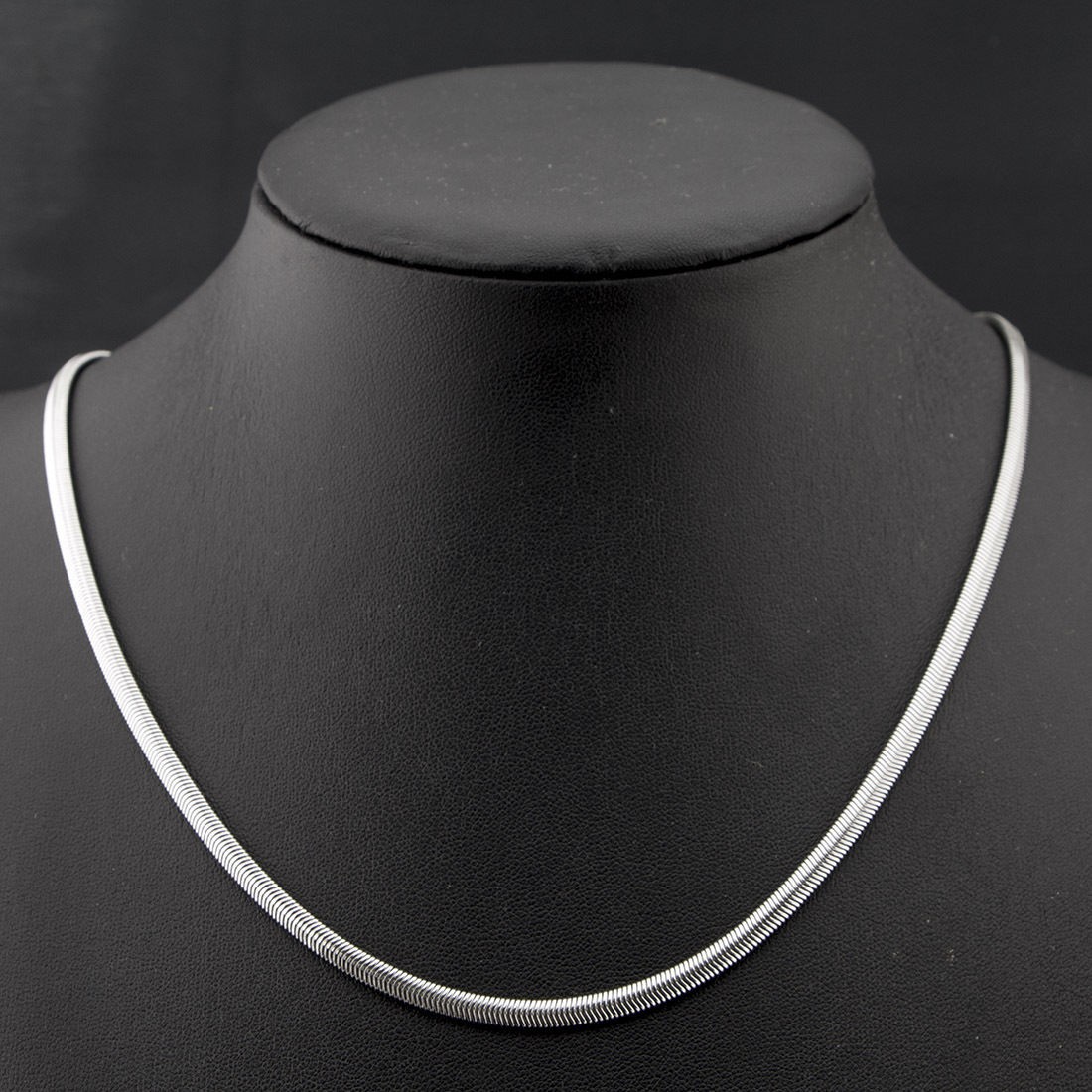 Solid 18K White Gold Filled TARNISH-FREE 18″ 4 mm Flat Snake Chain Necklace K764