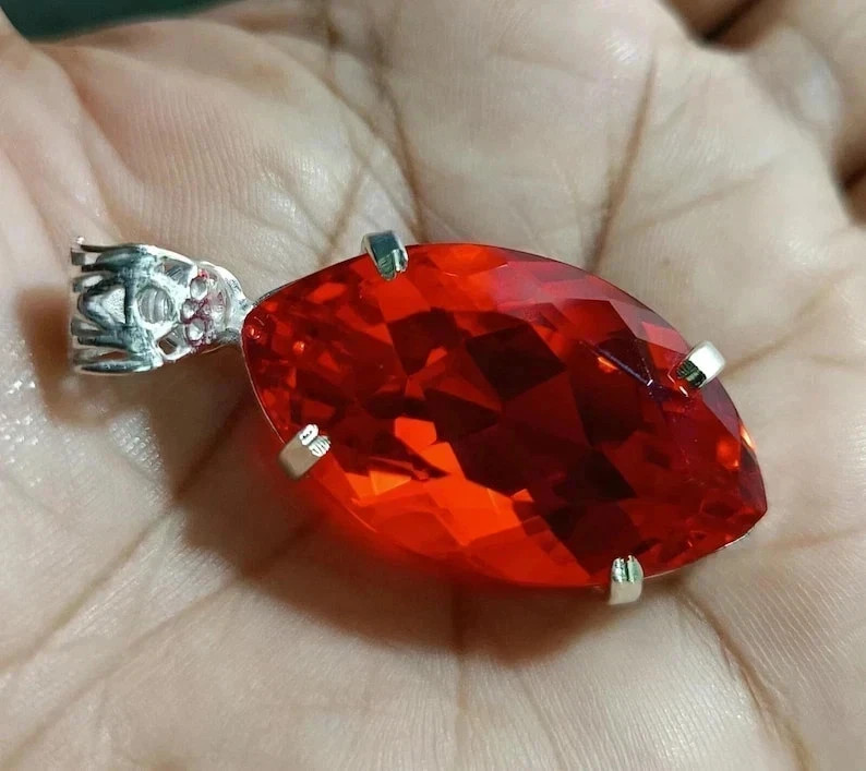 45 CT+ Flawless Blood Red Topaz Pendant Solid 925 Sterling Silver Plated Jewelry