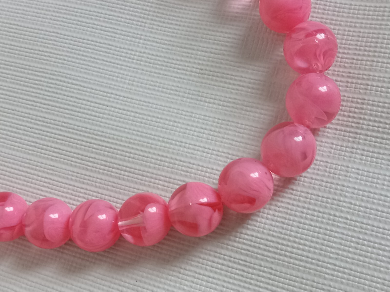 Transparent Bubblegum Pink Round Acrylic Beaded Single Strand Statement Necklace